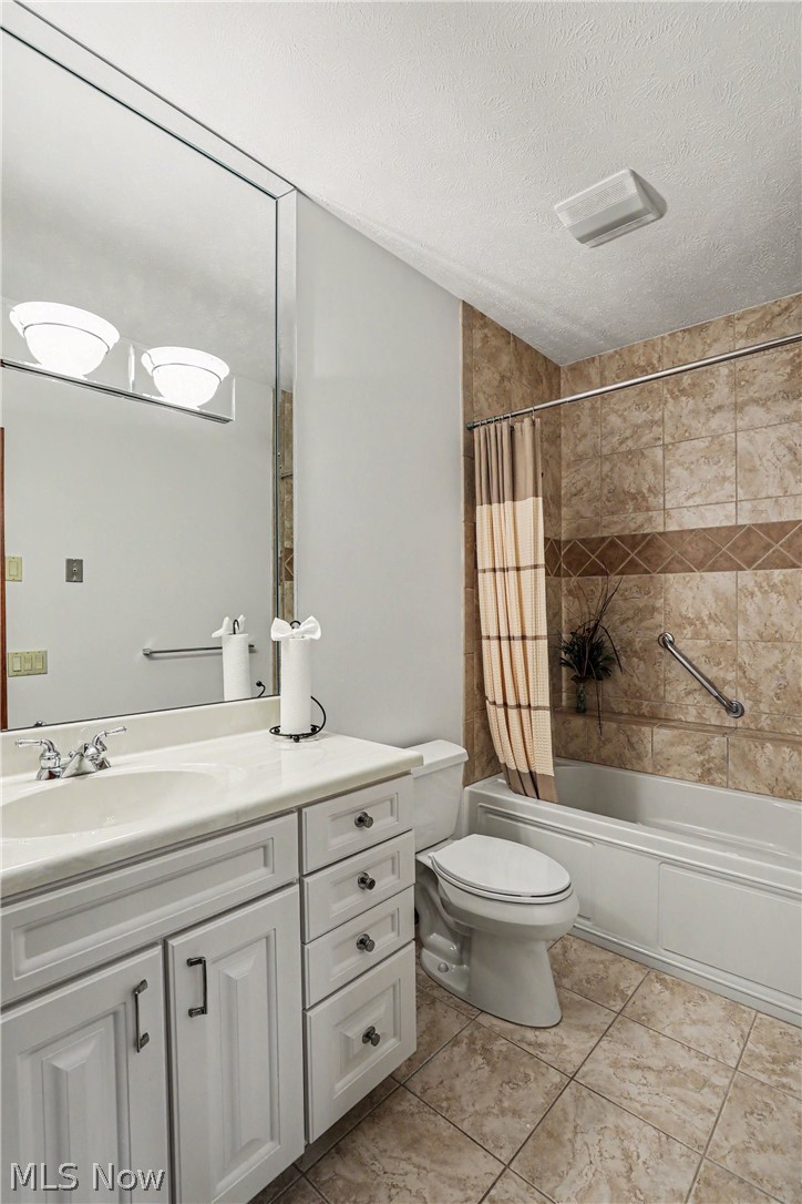 6291 Maypine Farm Boulevard Highland Heights OH 44143
