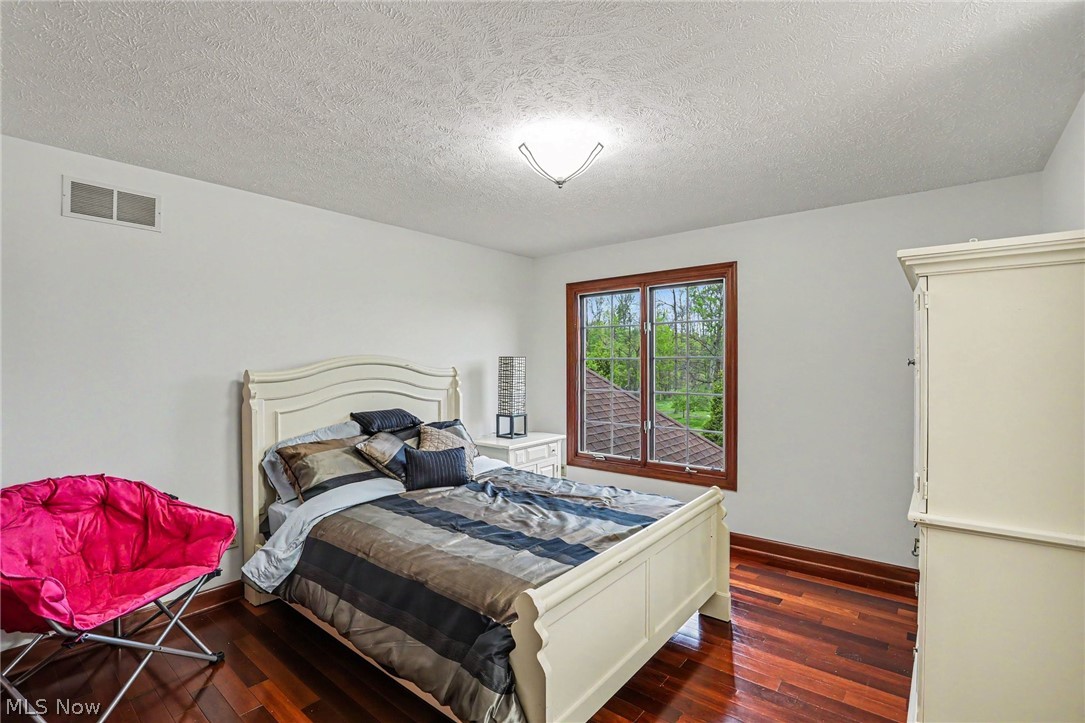 6291 Maypine Farm Boulevard Highland Heights OH 44143