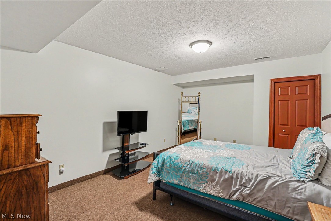 6291 Maypine Farm Boulevard Highland Heights OH 44143