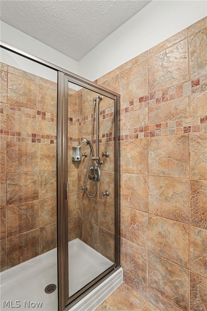 6291 Maypine Farm Boulevard Highland Heights OH 44143