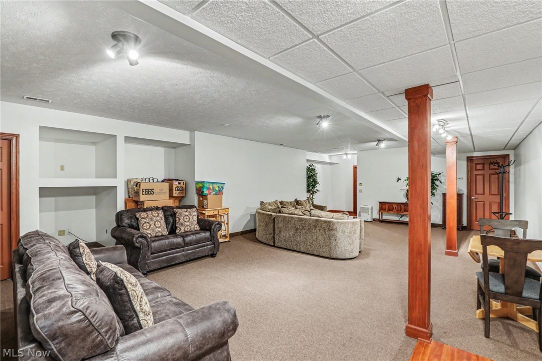 6291 Maypine Farm Boulevard Highland Heights OH 44143