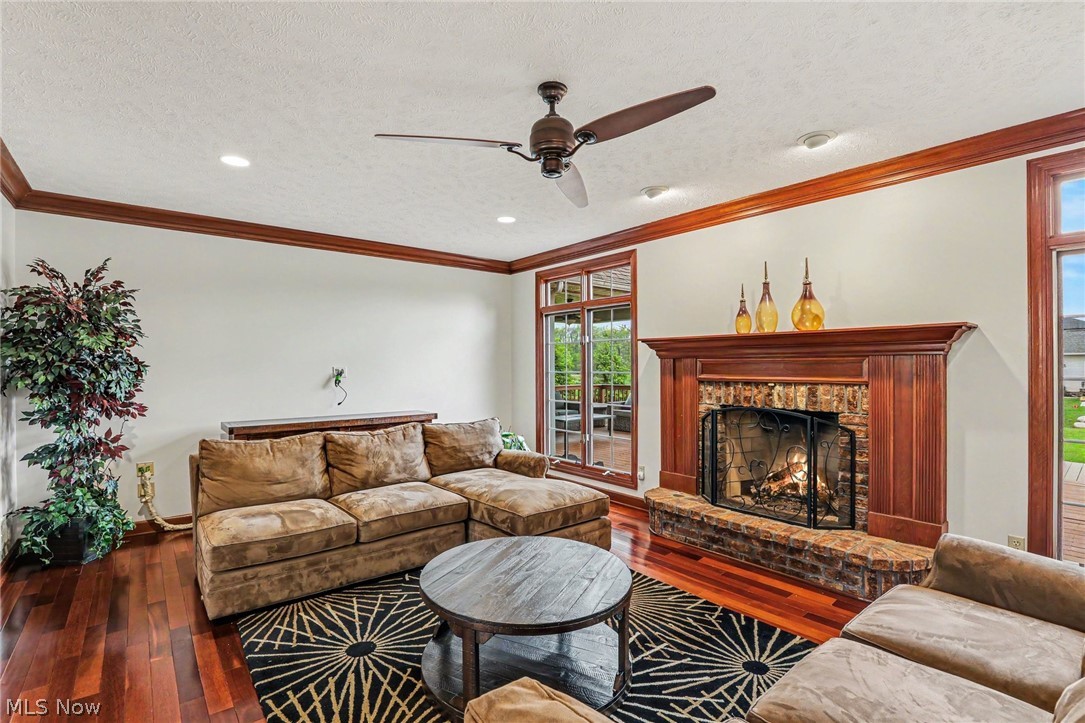 6291 Maypine Farm Boulevard Highland Heights OH 44143