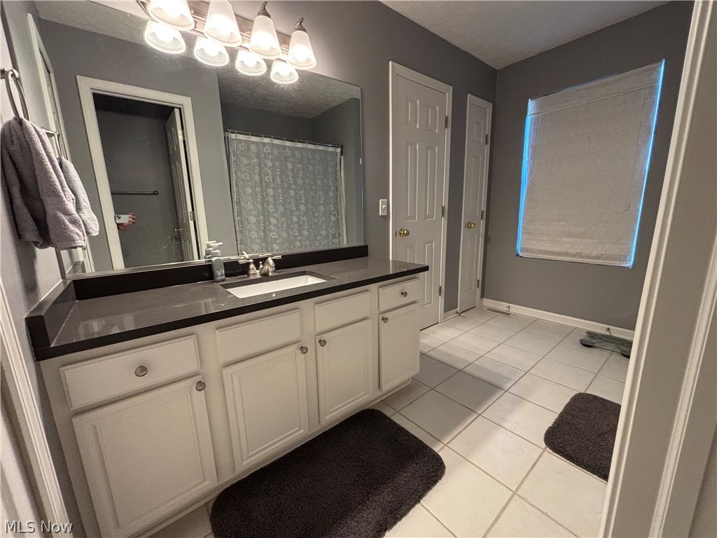 695 Meadowlark Road Painesville OH 44077