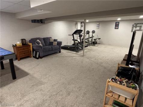 695 Meadowlark Road Painesville OH 44077