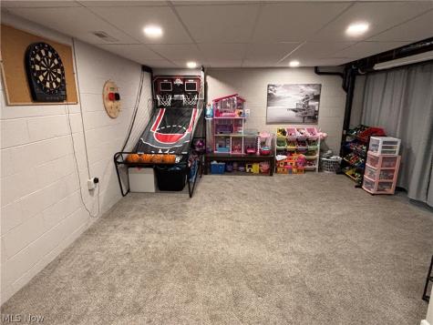 695 Meadowlark Road Painesville OH 44077