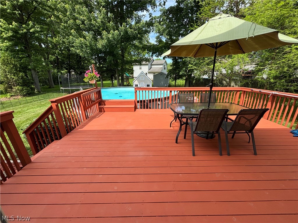 695 Meadowlark Road Painesville OH 44077