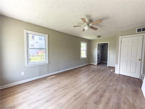 11825 Avon Avenue Cleveland OH 44105