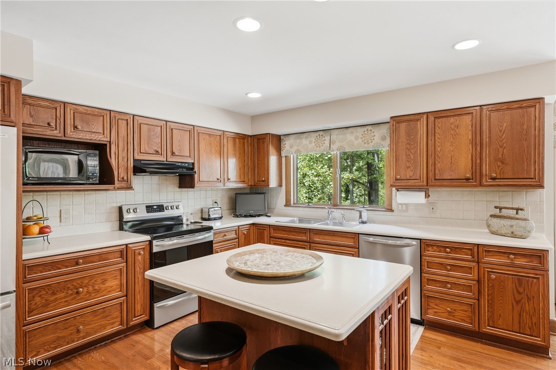 1337 Meadowood Circle Poland OH 44514