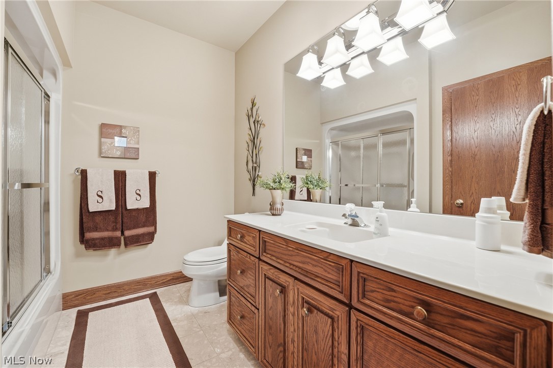 1337 Meadowood Circle Poland OH 44514