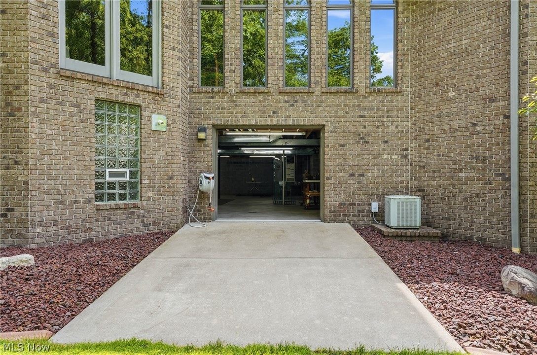 1337 Meadowood Circle Poland OH 44514