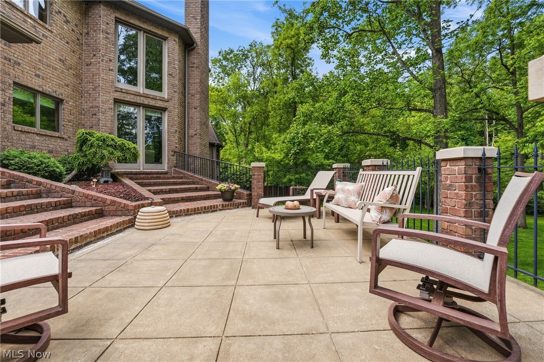 1337 Meadowood Circle Poland OH 44514