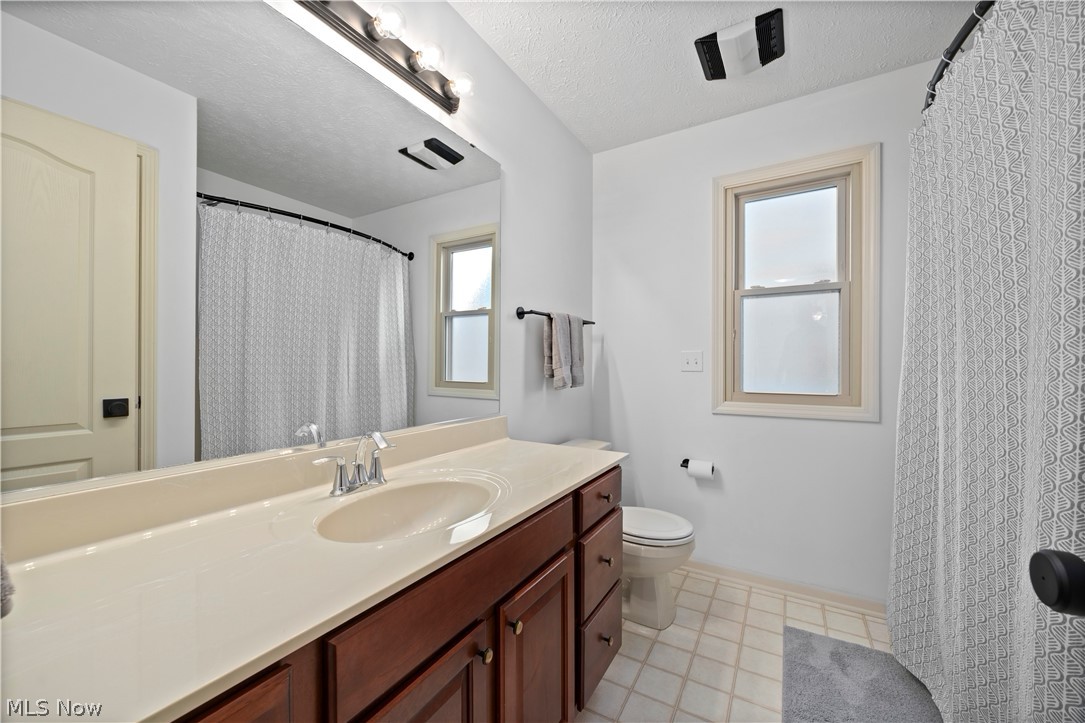 22669 Melissa Lane Strongsville OH 44149