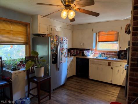 105 Laramie Road Marietta OH 45750