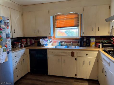105 Laramie Road Marietta OH 45750