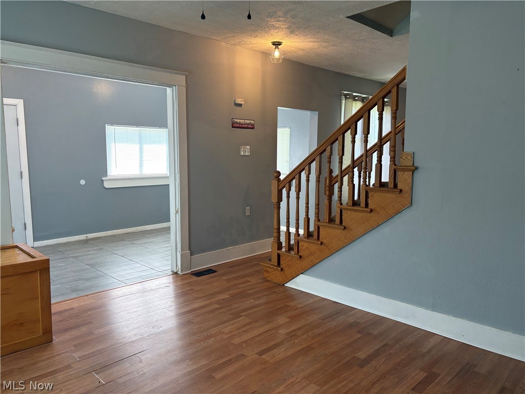 2885 E Water Street Rock Creek OH 44084