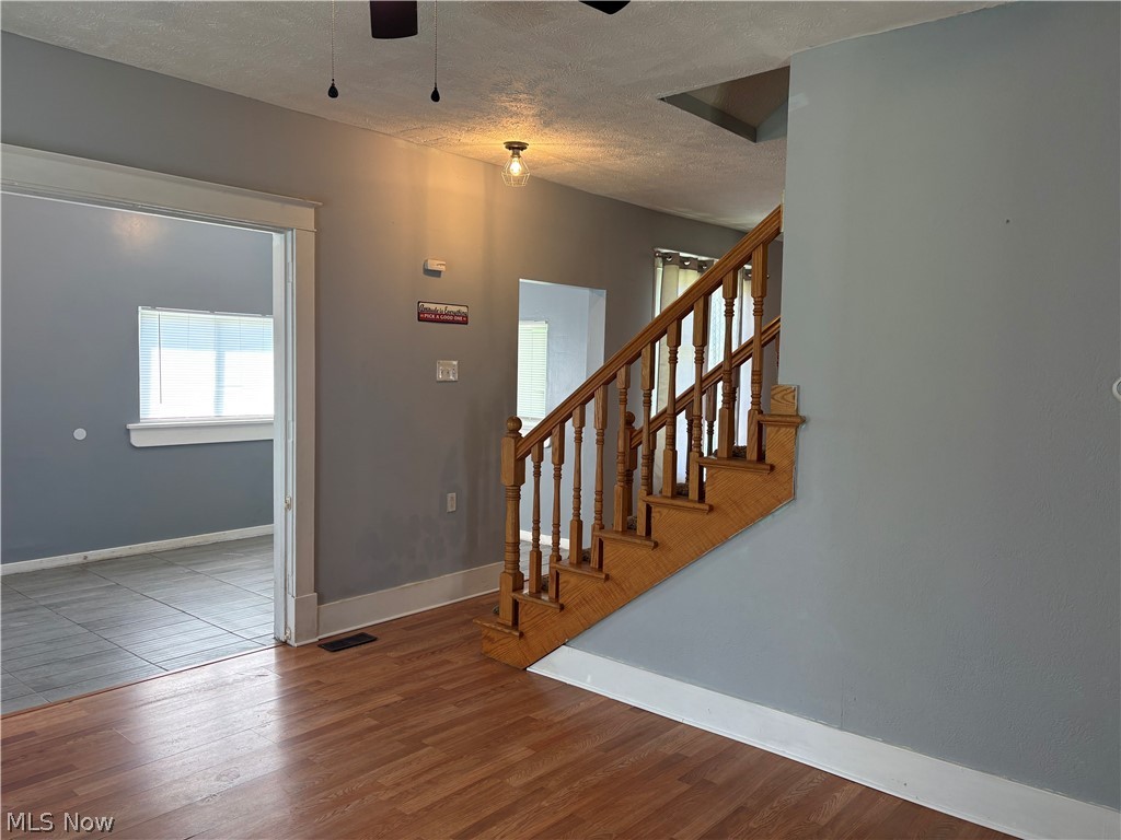 2885 E Water Street Rock Creek OH 44084