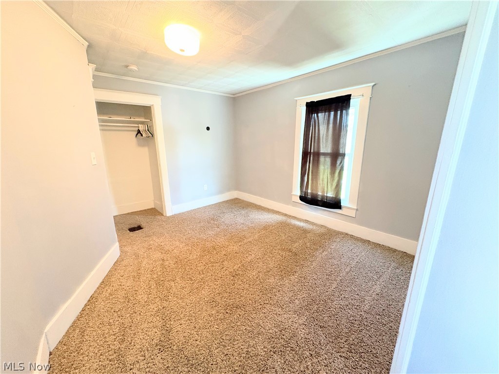 2885 E Water Street Rock Creek OH 44084