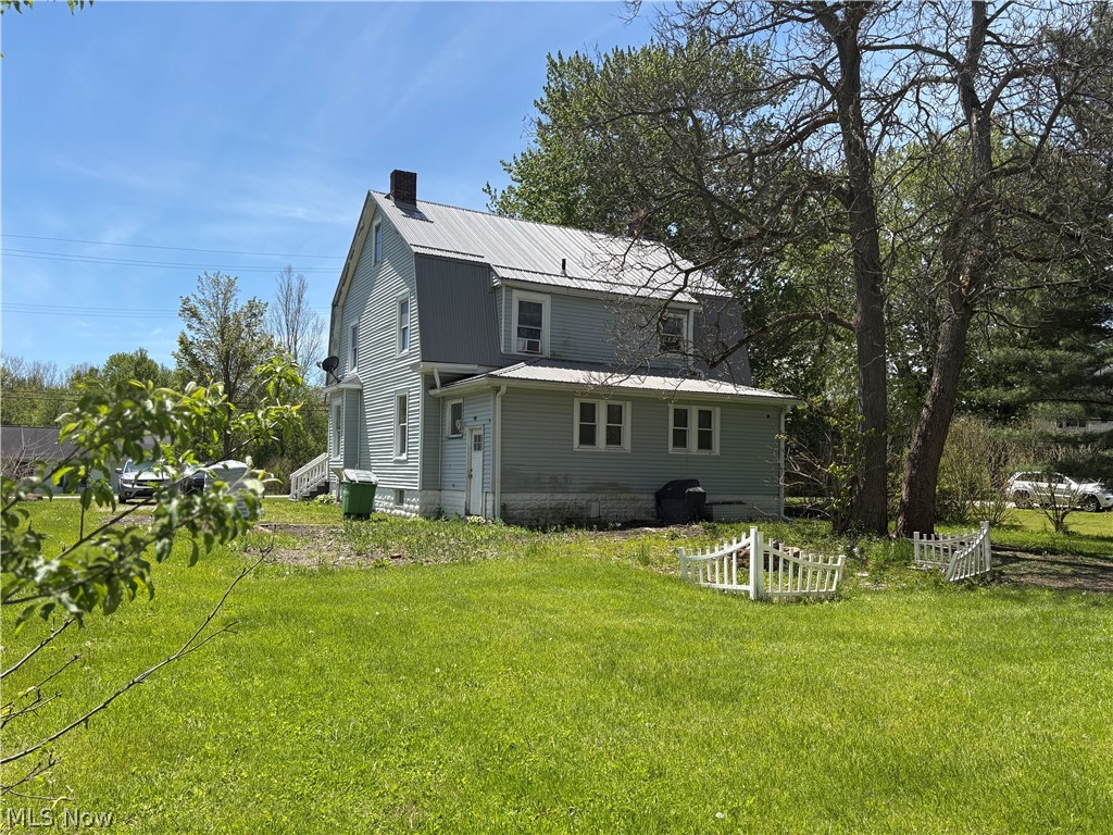 2885 E Water Street Rock Creek OH 44084