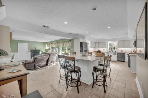 8689 Stearns Road Olmsted Twp OH 44138