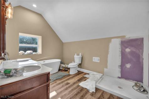 8689 Stearns Road Olmsted Twp OH 44138