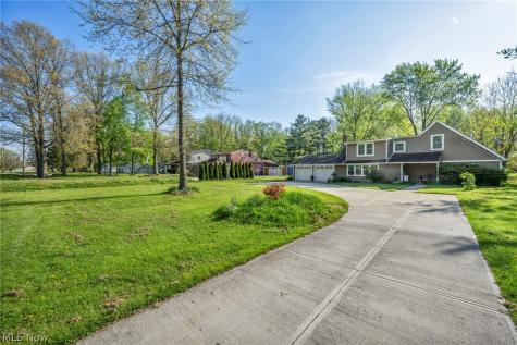 8689 Stearns Road Olmsted Twp OH 44138