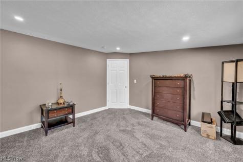 8689 Stearns Road Olmsted Twp OH 44138