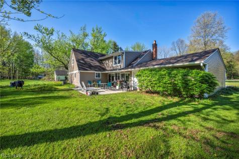 8689 Stearns Road Olmsted Twp OH 44138