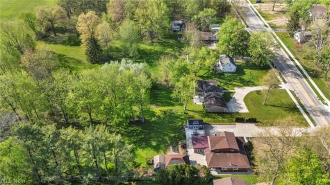 8689 Stearns Road Olmsted Twp OH 44138