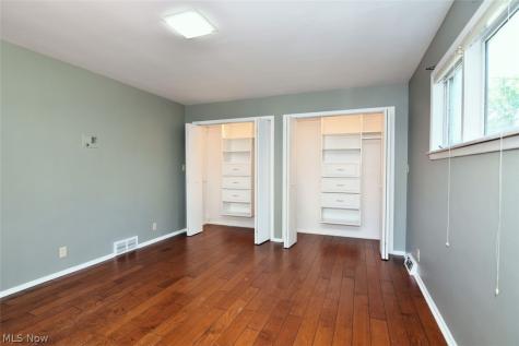 1878 Caronia Drive Lyndhurst OH 44124