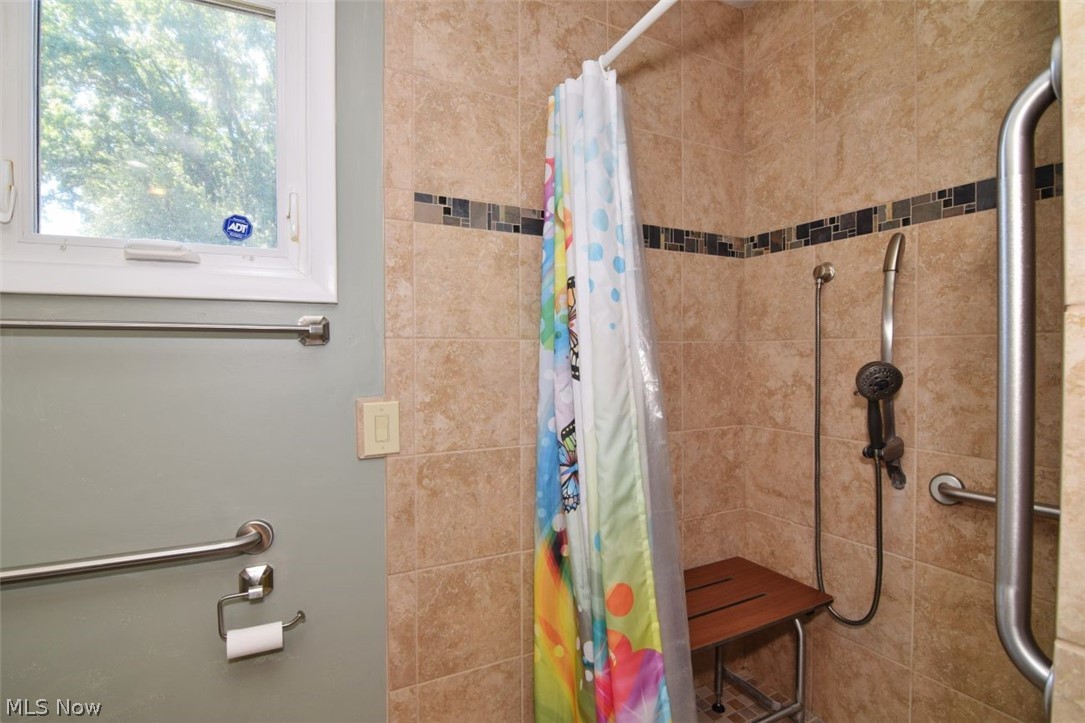 1878 Caronia Drive Lyndhurst OH 44124