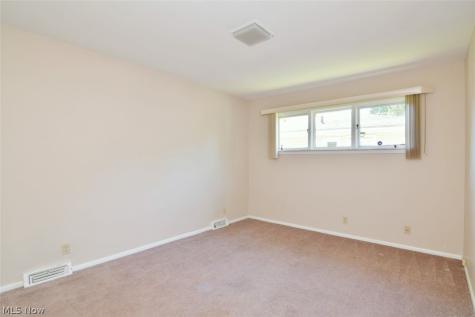1878 Caronia Drive Lyndhurst OH 44124