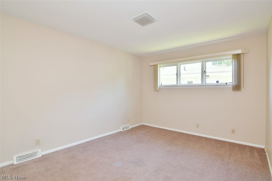 1878 Caronia Drive Lyndhurst OH 44124