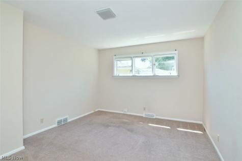 1878 Caronia Drive Lyndhurst OH 44124