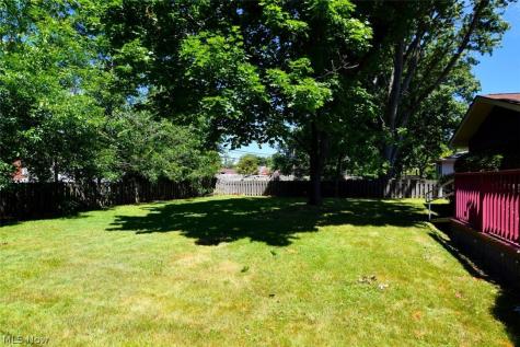 1878 Caronia Drive Lyndhurst OH 44124