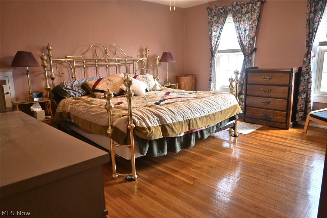 206 S Eagle Street Geneva OH 44041