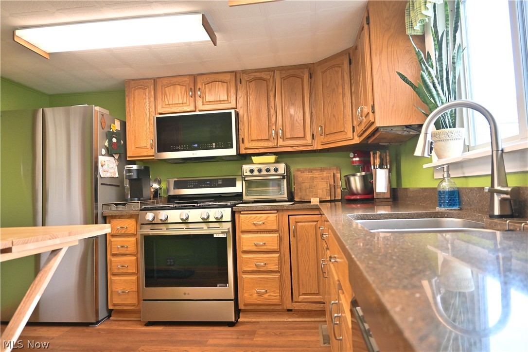 206 S Eagle Street Geneva OH 44041