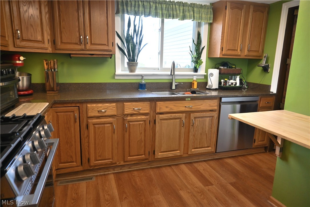 206 S Eagle Street Geneva OH 44041