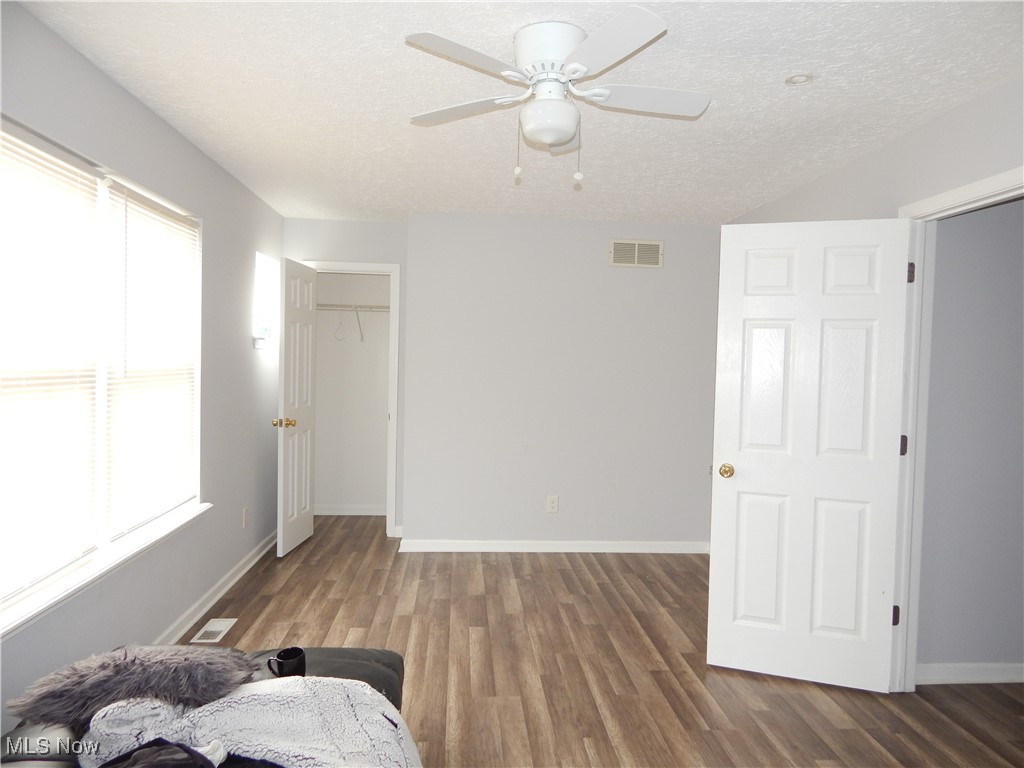 4286 E 163rd Street Cleveland OH 44128