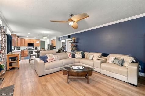 9192 Stonebriar Lane North Ridgeville OH 44039