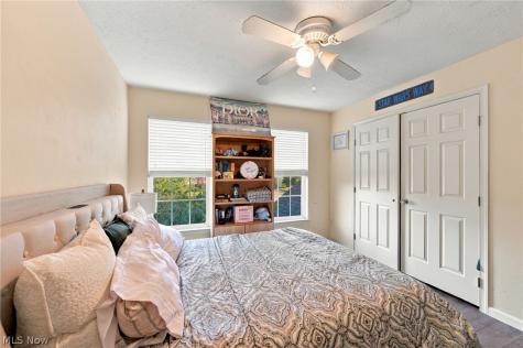 9192 Stonebriar Lane North Ridgeville OH 44039