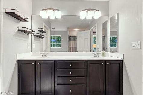 9192 Stonebriar Lane North Ridgeville OH 44039