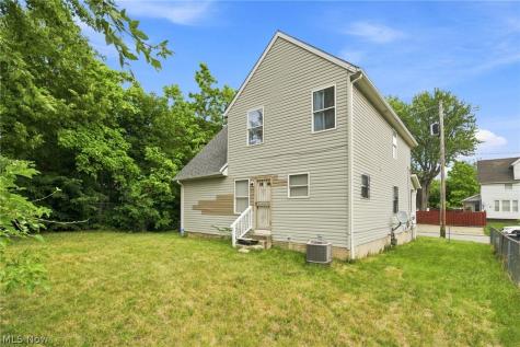 1312 E 120th Street Cleveland OH 44106