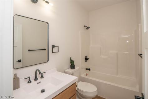 796 Southeast Avenue Tallmadge OH 44278