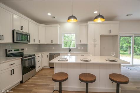 796 Southeast Avenue Tallmadge OH 44278