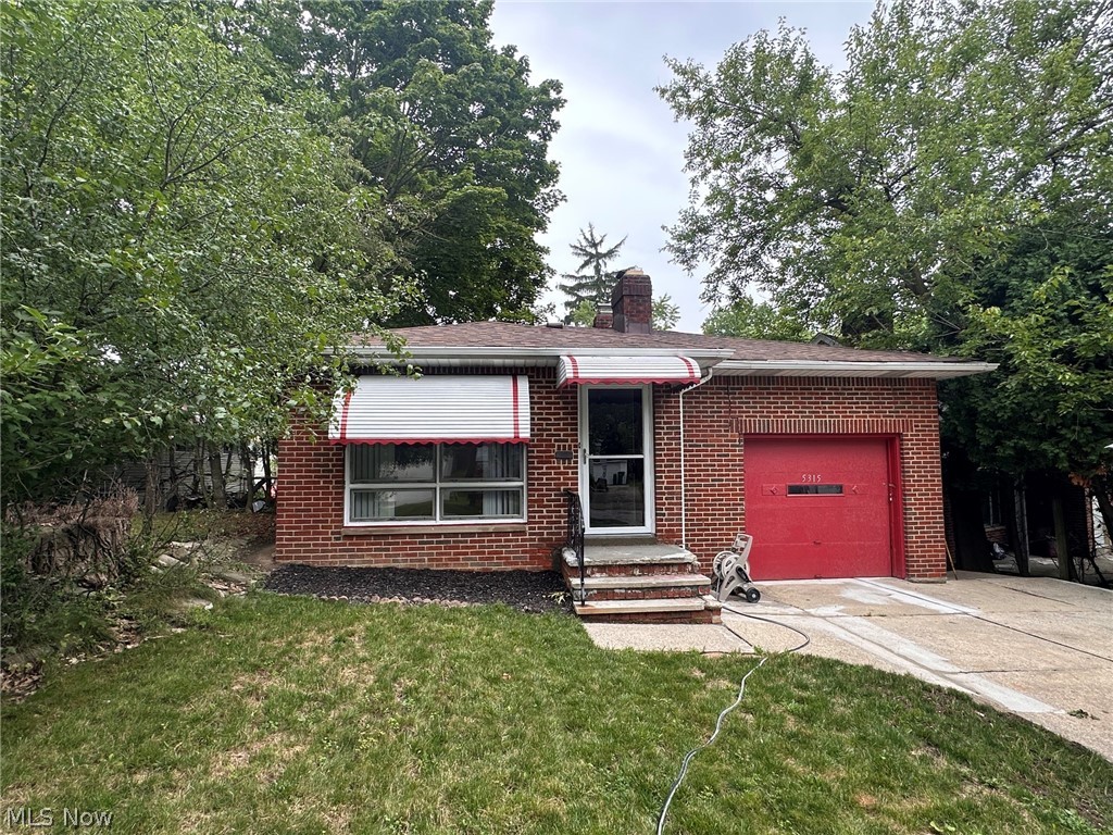 5315 Arch Street Maple Heights OH 44137