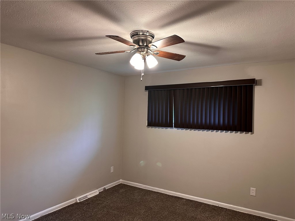 5315 Arch Street Maple Heights OH 44137
