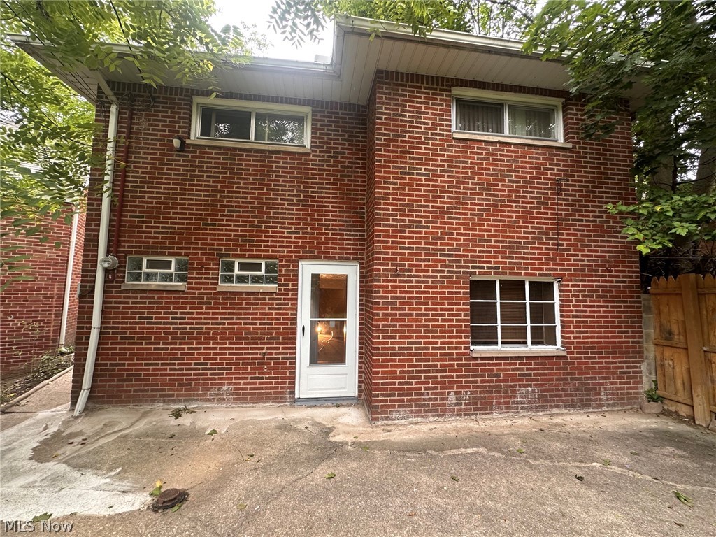 5315 Arch Street Maple Heights OH 44137