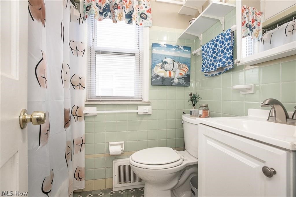 25151 Zeman Avenue Euclid OH 44132