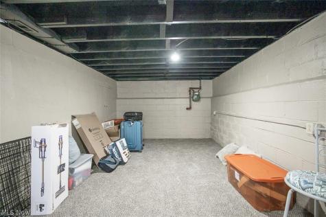 25151 Zeman Avenue Euclid OH 44132