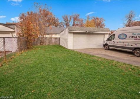 25151 Zeman Avenue Euclid OH 44132